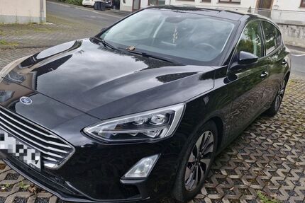 Ford Focus 64.211 km 14.500 &euro; Königswinter 53639