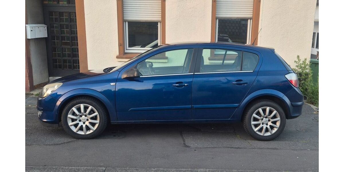 Opel Astra 189.611 km 3.100 &euro; Königswinter 53639