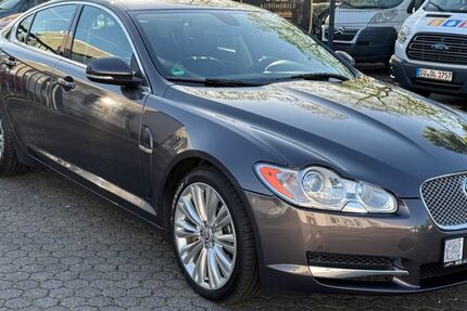 Jaguar XF 187.000 km 8.999 &euro; Troisdorf 53842