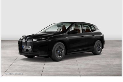BMW iX 13.795 km 67.890 &euro; Köln-Nord 50739