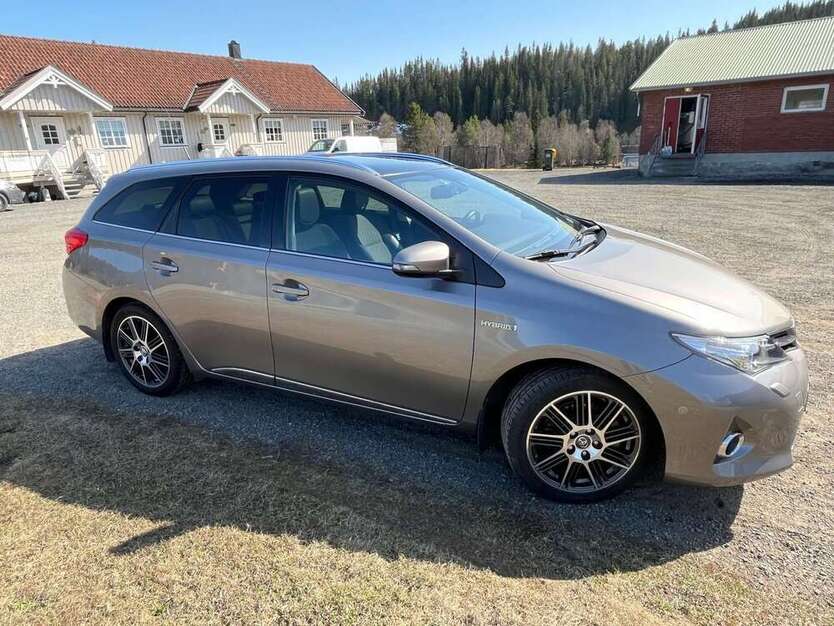 Auris