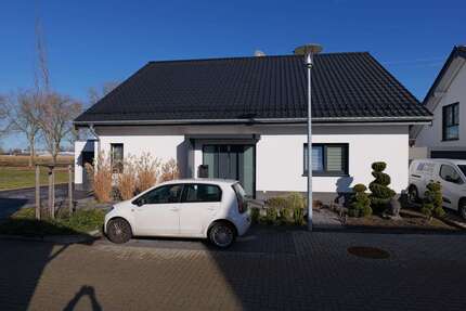Haus Rheinbach - 5 Zimmer, 229 m&sup2;, 875.000&euro; | Angebot:25255572