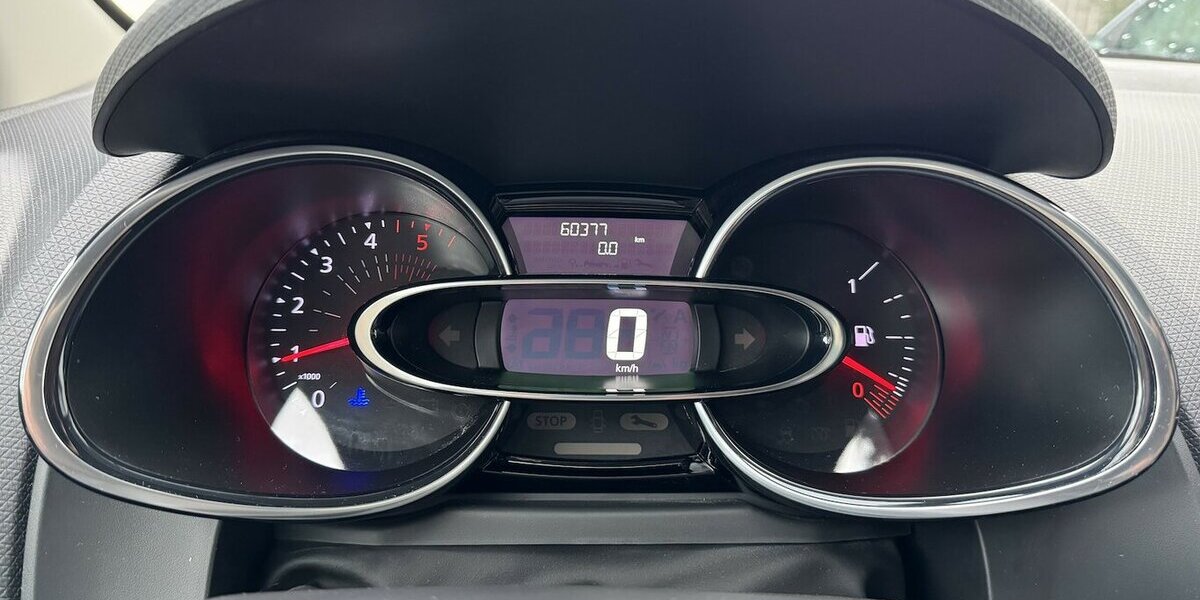 Renault Clio dCi90 Cargo 2Si PKW Navi Klima Lim.1Hd EU 6 60.000 km 9.000 &euro; Erftstadt 50374