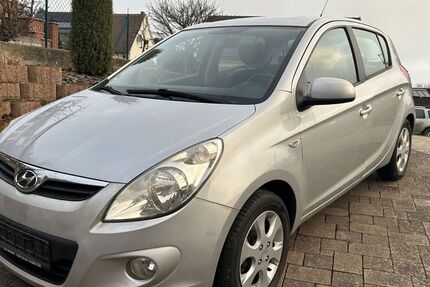 Hyundai i20 163.000 km 3.550 &euro; Berg 53505