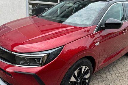 Opel Grandland (X) 28.046 km 22.650 € Lohmar 53797
