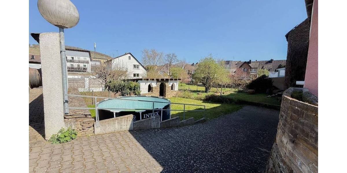 Einfamilienhaus Bad Neuenahr-Ahrweiler Heimersheim - 9 Zimmer, 272 m&sup2;, 548.000&euro; | Angebot:26189927