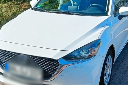 Mazda 2 Hybrid 73.000 km 12.000 € Bornheim 53332