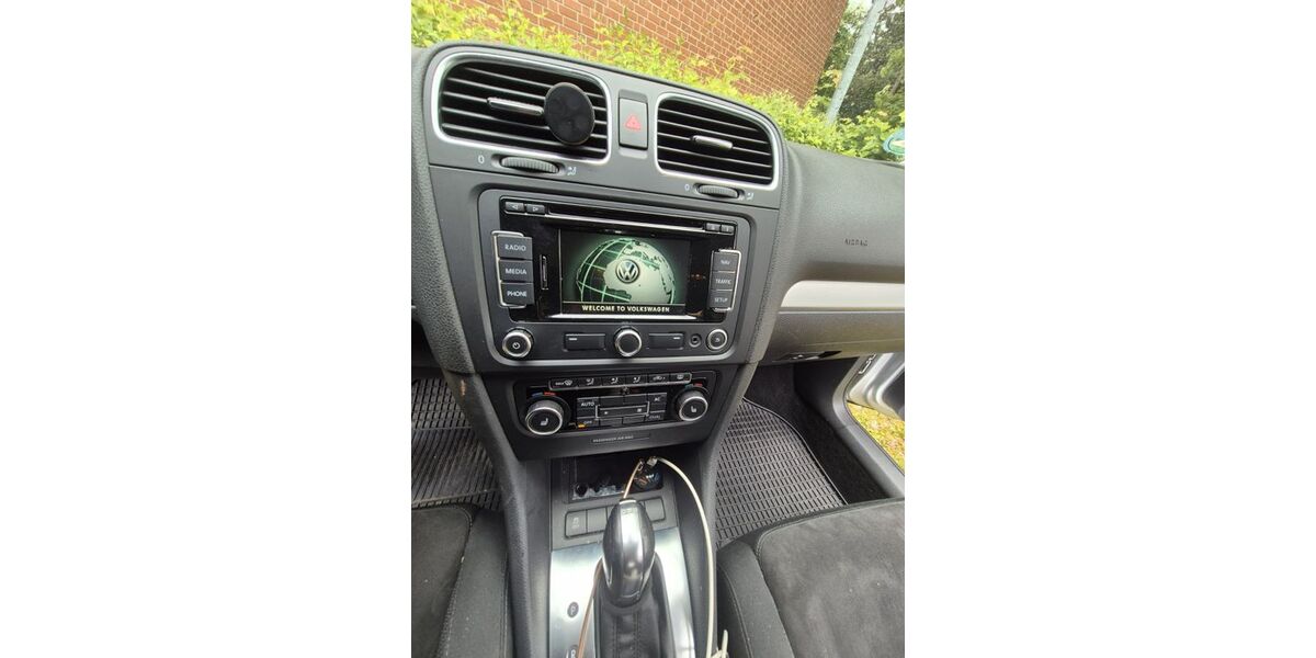 VW Golf 144.000 km 6.800 &euro; Köln 51149
