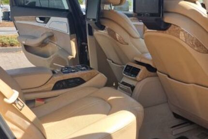 Audi A8 294.000 km 15.900 &euro; Bonn 53117