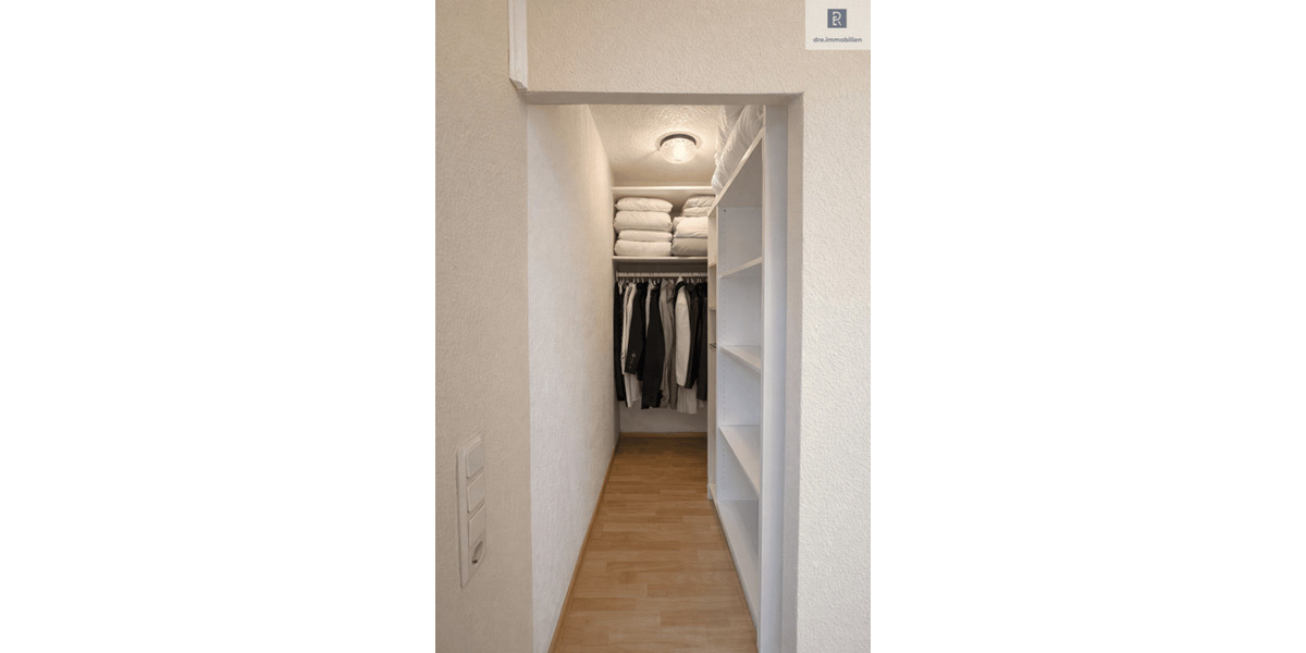 Reihenmittelhaus Köln Ostheim - 6 Zimmer, 160 m&sup2;, 499.000&euro; | Angebot:26886447