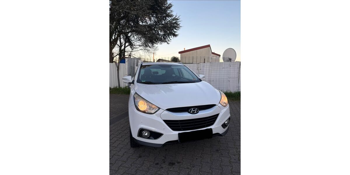 Hyundai ix35 254.213 km 6.000 &euro; Köln 50997