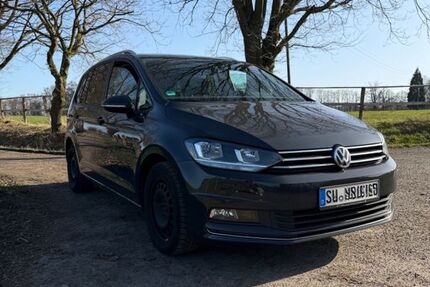 VW Touran 138.500 km 15.500 &euro; Königswinter 53639