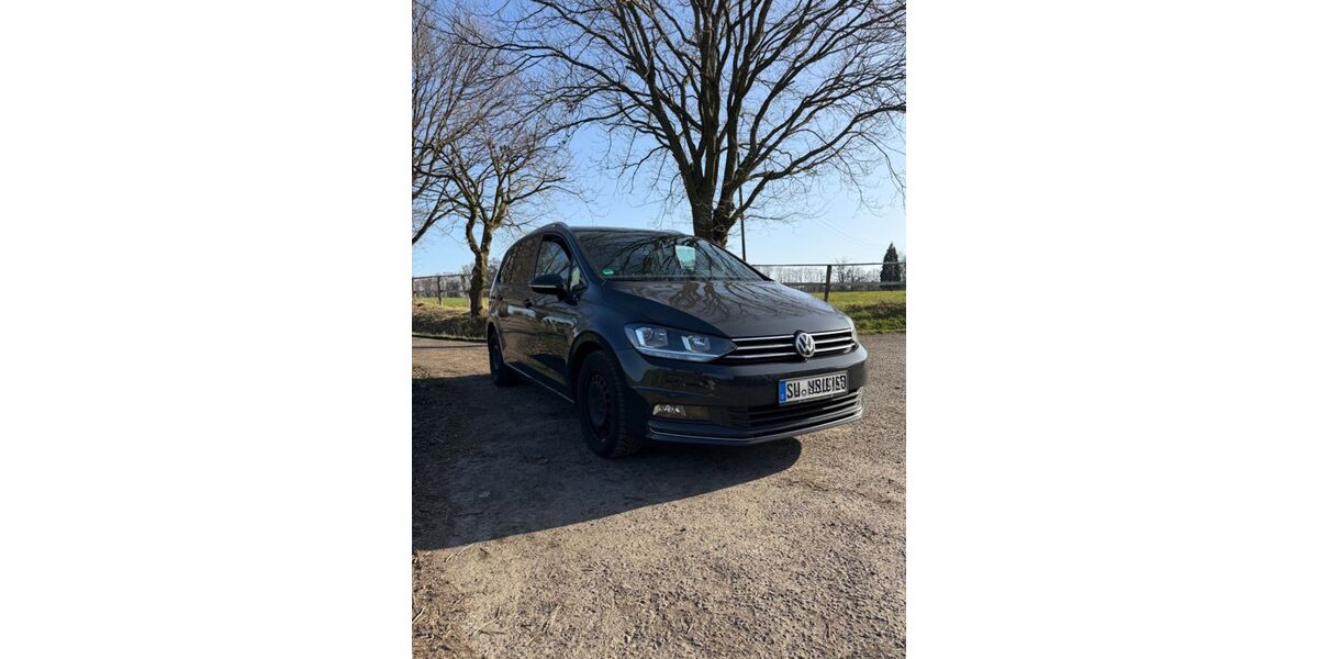 VW Touran 138.500 km 15.500 &euro; Königswinter 53639
