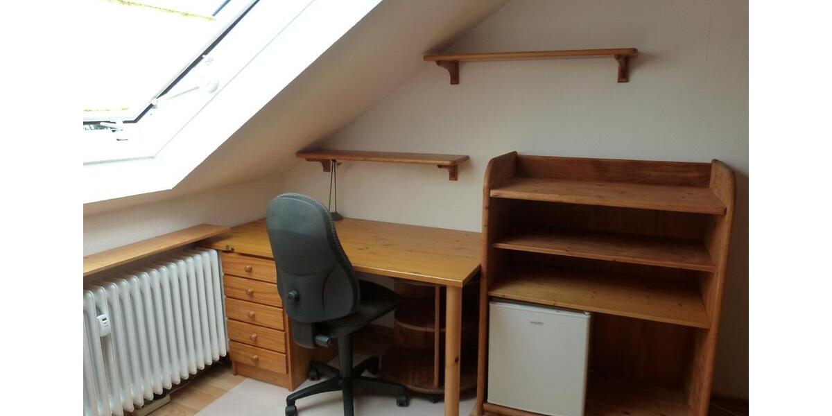 Dachgeschoßwohnung Sankt Augustin - 1 Zimmer, 12 m&sup2;, 320&euro; | Angebot:24805917