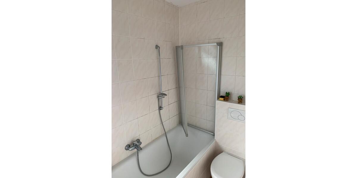 Etagenwohnung Bonn Hardtberg - 1 Zimmer, 1 m&sup2;, 420&euro; | Angebot:26254878