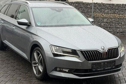 Skoda Superb 128.000 km 14.699 &euro; Bad Breisig 53498