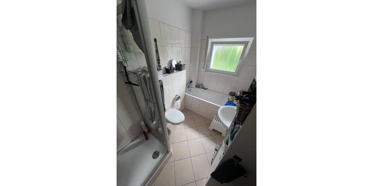 Etagenwohnung Rösrath - 4 Zimmer, 105 m&sup2;, 1.365&euro; | Angebot:24717248