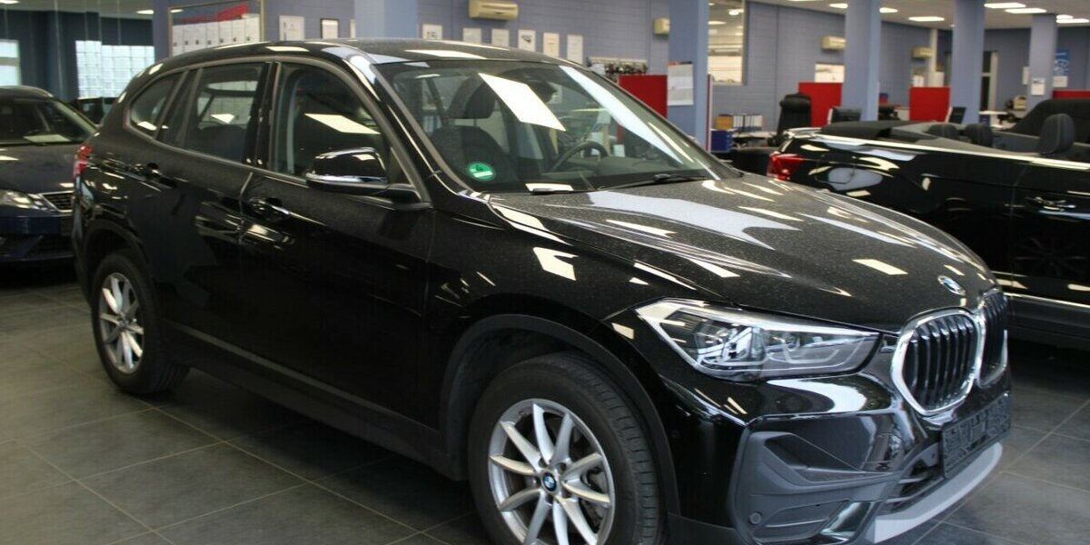 BMW X1 sDrive20i Aut. Advantage 17.320 km 29.980 &euro; Euskirchen 53881