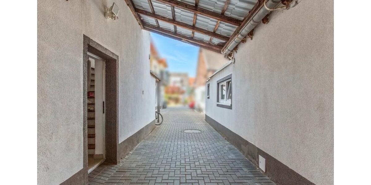 Mehrfamilienhaus, Wohnhaus Troisdorf Altenrath - 9 Zimmer, 200 m&sup2;, 549.000&euro; | Angebot:24849586