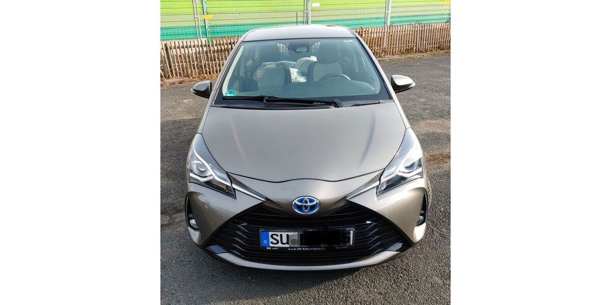 Toyota Yaris 62.800 km 14.900 &euro; Königswinter 53639