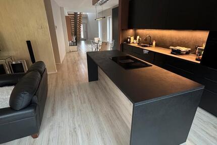 Haus Bergisch Gladbach Alt-Frankenforst - 5 Zimmer, 165 m&sup2;, 2.150&euro; | Angebot:24533072