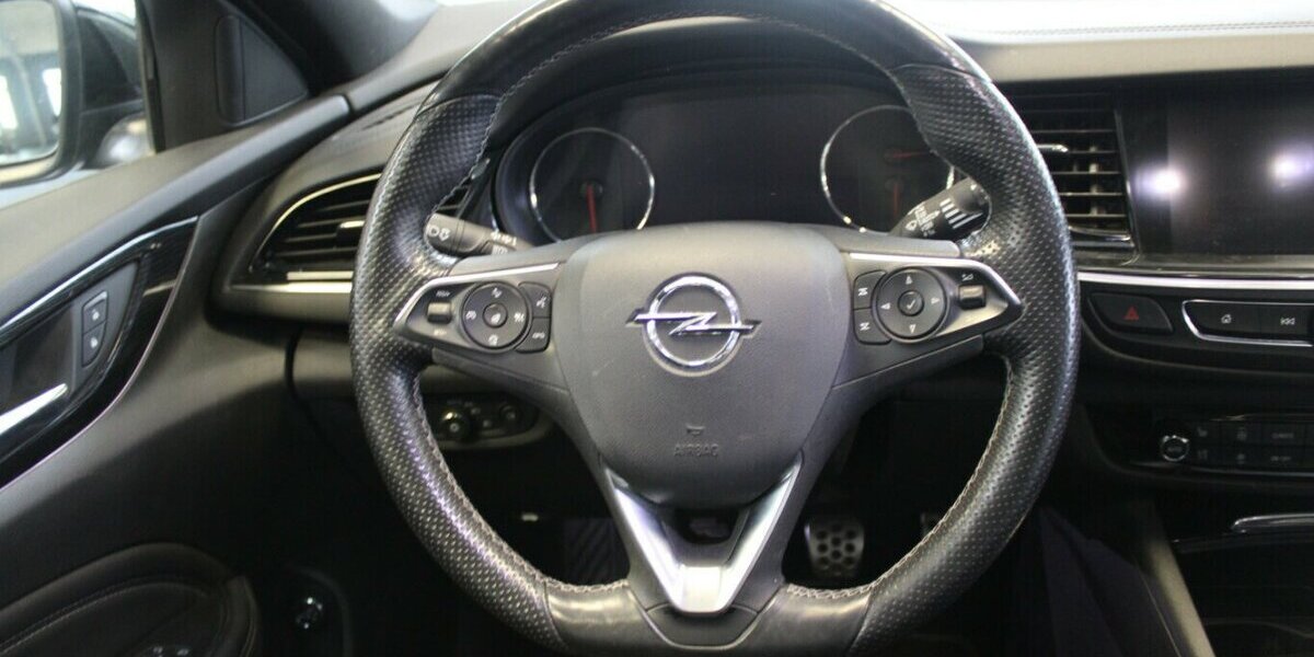 Opel Insignia Sports Tourer 1,5 Turbo Innovation OPC Li 91.471 km 15.980 &euro; Euskirchen 53881