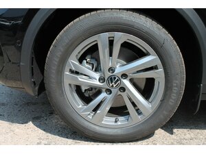 VW T-Roc 2,0 TDi 4-Motion R-Line Navi DSG SOFORT !!! 30.000 km 29.950 &euro; Bonn 53225