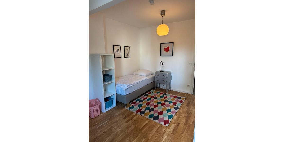 Etagenwohnung Bonn Beuel-Mitte - 4 Zimmer, 110 m&sup2;, 2.500&euro; | Angebot:26164560