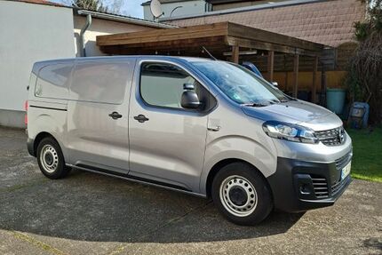 Opel Vivaro 28.000 km 19.700 &euro; Rösrath 51503
