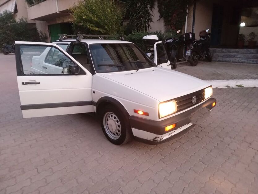 VW Jetta 142.000 km 9.000 € Köln 51107