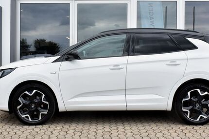Opel Grandland (X) 18.340 km 28.750 € Grafschaft 53501
