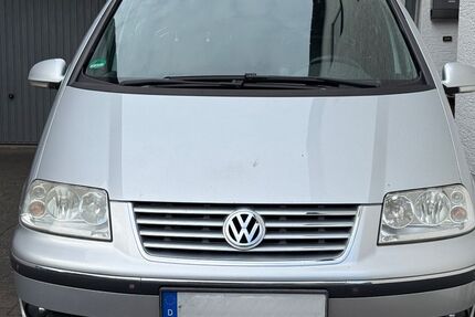 VW Sharan 208.000 km 4.500 € Hennef 53773