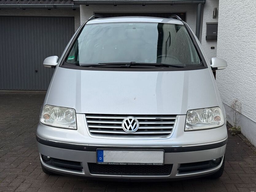 VW Sharan 208.000 km 4.500 € Hennef 53773