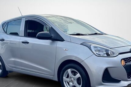 Hyundai i10 17.000 km 9.999 &euro; Köln 50739