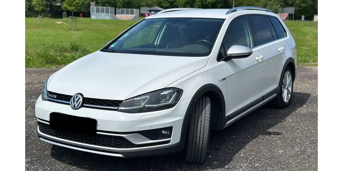 VW Golf 137.000 km 18.999 &euro; Neustadt Wied 53577