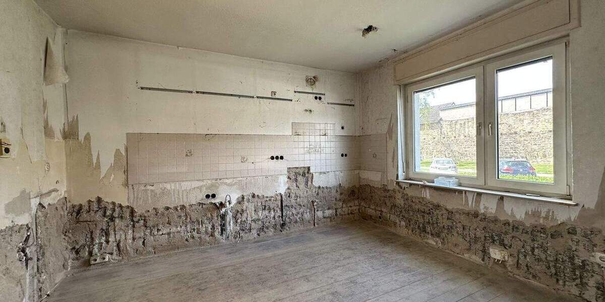 Einfamilienhaus Bad Neuenahr-Ahrweiler / Ahrweiler Ahrweiler - 8 Zimmer, 200 m&sup2;, 345.000&euro; | Angebot:24635776