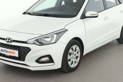 Hyundai i20 61.251 km 9.010 € Köln 50739
