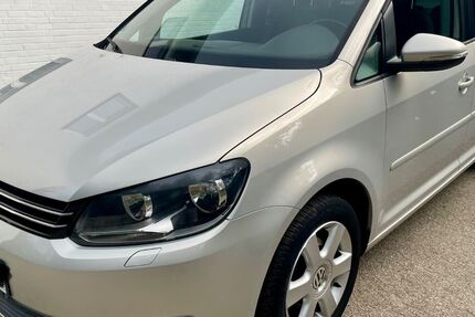 VW Touran 132.000 km 5.300 &euro; Bergisch Gladbach 51465