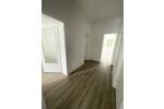 *NEU*NEU*NEU: frisch modernisierte 2 Zimmer, 2 Balkone mit Blick ins Grüne, neues Bad, neuer Boden