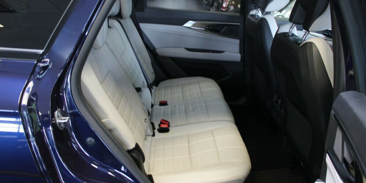 Renault Espace 1.2 E-TECH Full Hybrid 200 - 7-Sitzer- Pano 65.893 km 29.980 &euro; Euskirchen 53881