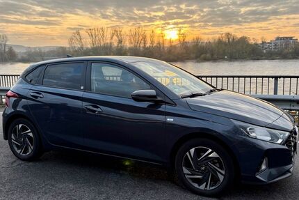 Hyundai i20 52.350 km 15.333 € Bad Honnef 53604