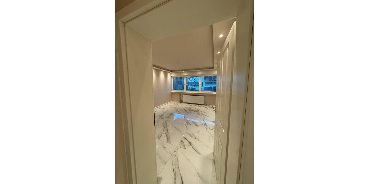 Erdgeschoßwohnung Köln Kalk - 3 Zimmer, 80 m&sup2;, 1.590&euro; | Angebot:25894306