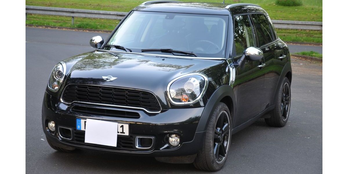 Mini Countryman S (Cooper) 63.900 km 9.900 &euro; Bonn 53175