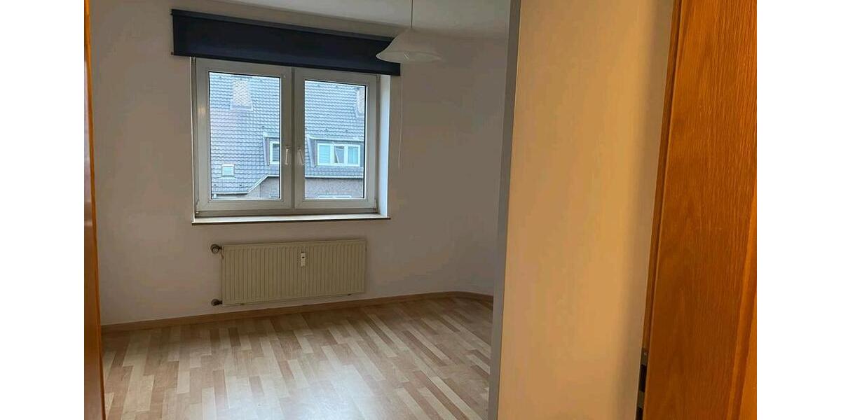 Etagenwohnung Bonn Tannenbusch - 2 Zimmer, 54 m&sup2;, 1.050&euro; | Angebot:24755786