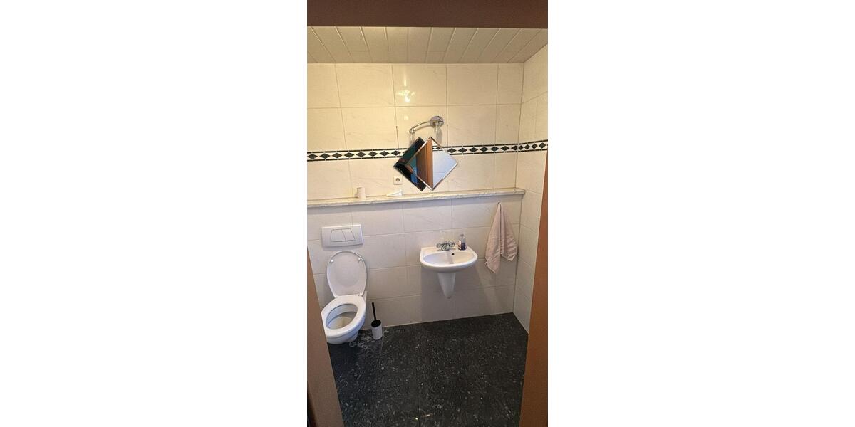 Einfamilienhaus Troisdorf Altenrath - 7 Zimmer, 203 m&sup2;, 9.750&euro; | Angebot:25811174