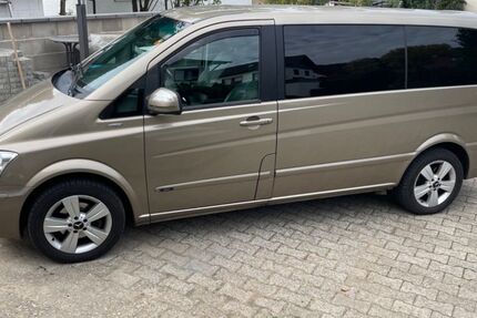 Mercedes-Benz Viano 274.000 km 14.200 € Siegburg 53721