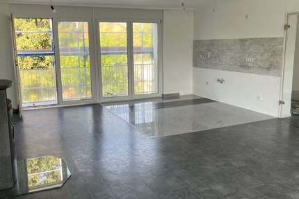 Wohnung Frechen - 3 Zimmer, 95 m&sup2;, 1.250&euro; | Angebot:27208485