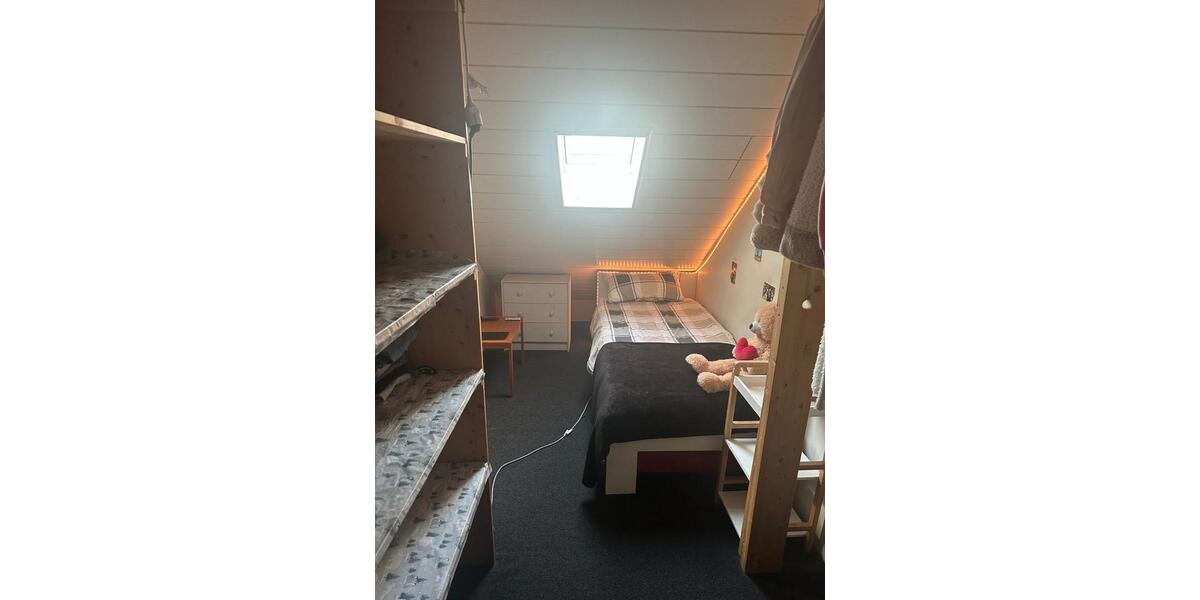 Einfamilienhaus Troisdorf Altenrath - 7 Zimmer, 203 m&sup2;, 9.750&euro; | Angebot:25811174