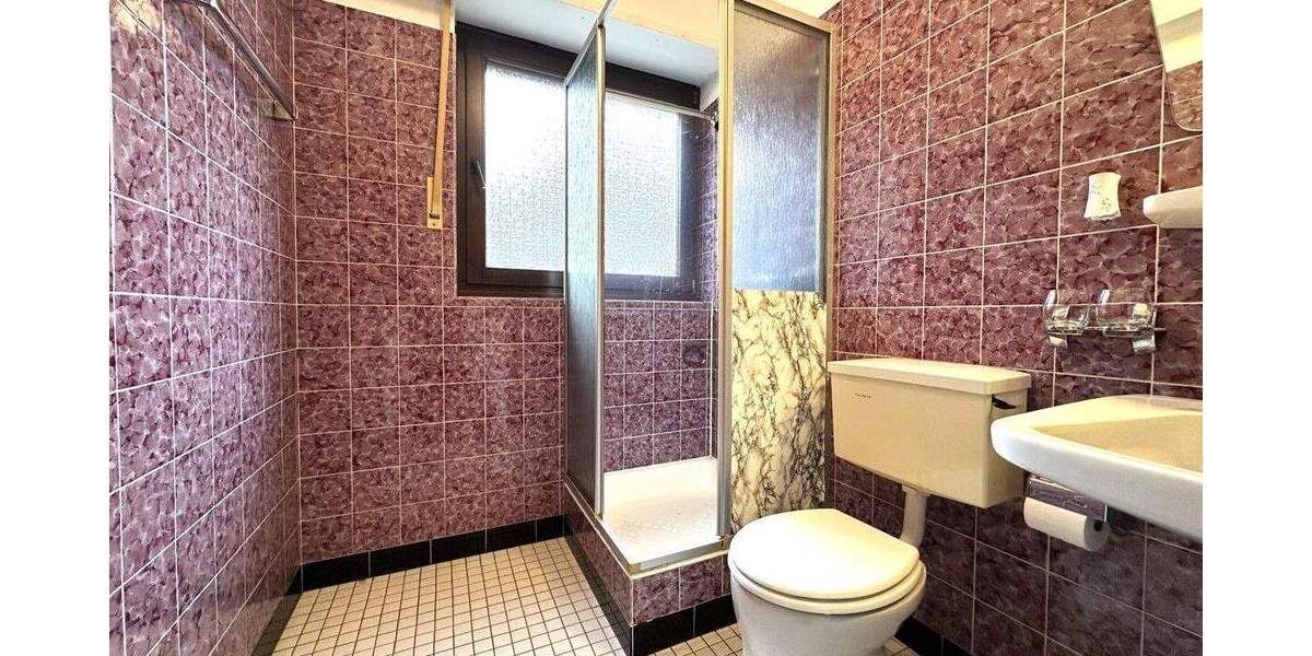 Mehrfamilienhaus, Wohnhaus Königswinter - 1 Zimmer, 356 m&sup2;, 899.000&euro; | Angebot:24737304