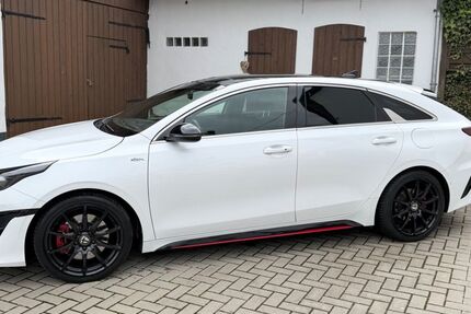 Kia pro ceed / ProCeed 92.000 km 21.500 &euro; Bad Breisig 53498